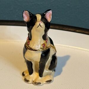 Black & white Tuxedo Cat Hinged Enameled trinket box Pink jeweled collar, 2.25”